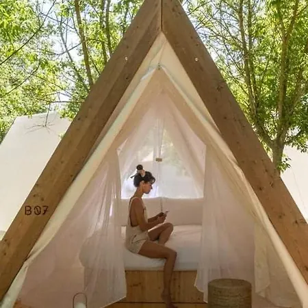 Tente de luxe Adilaj Berat